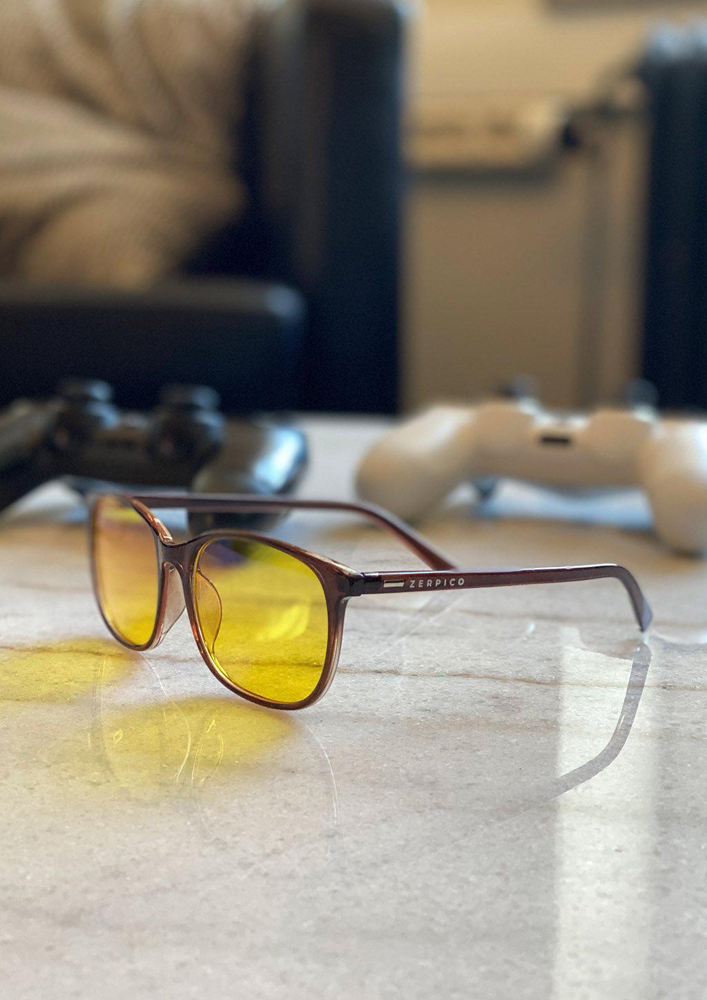 Neo gaming and anti bluelight wayfarer glasses with yellow lenses. The best choice for all gamers.