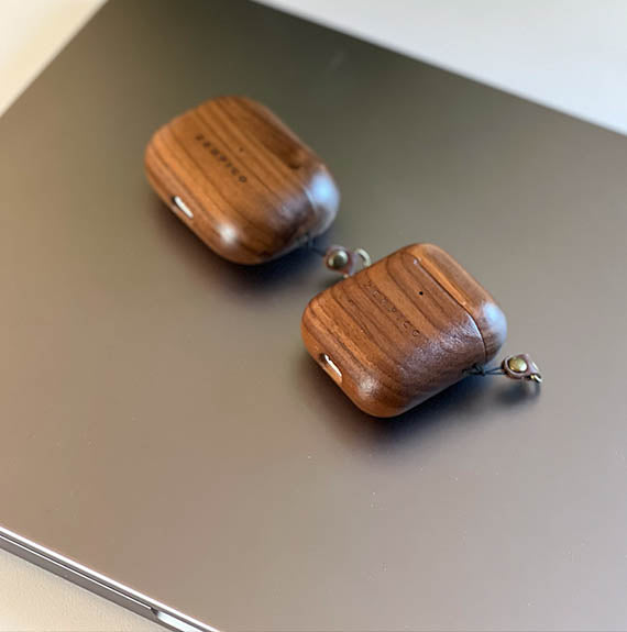 Zerpicos wooden and leather airpods cases are of the highest quality.