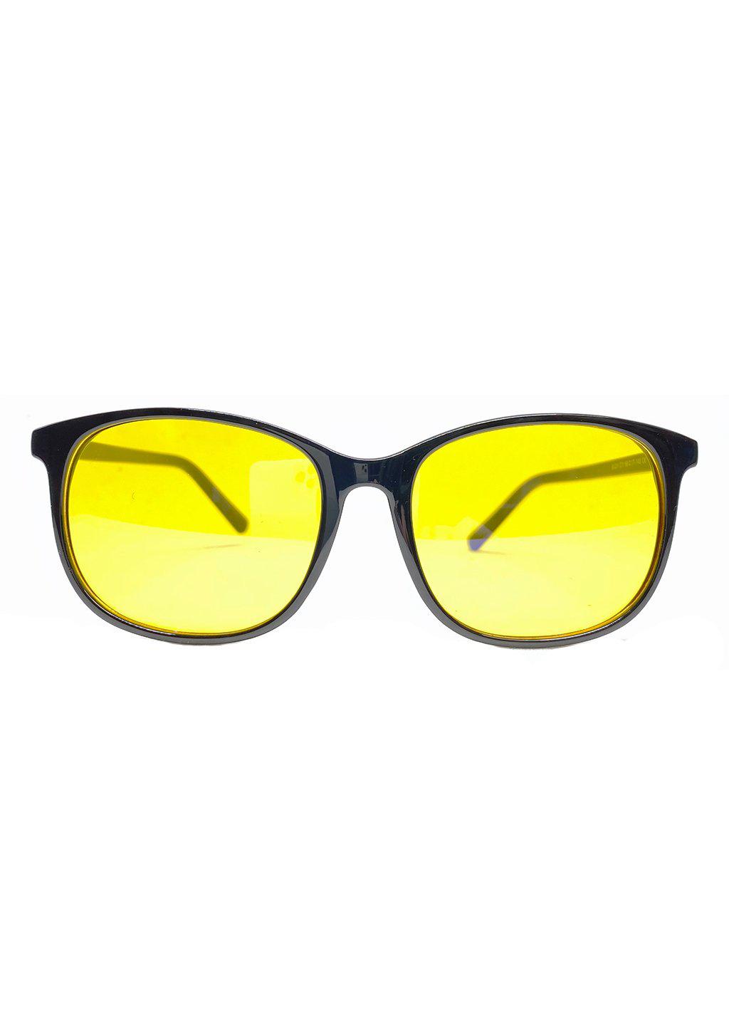 Neo gaming and anti bluelight wayfarer glasses with yellow lenses. The best choice for all gamers.