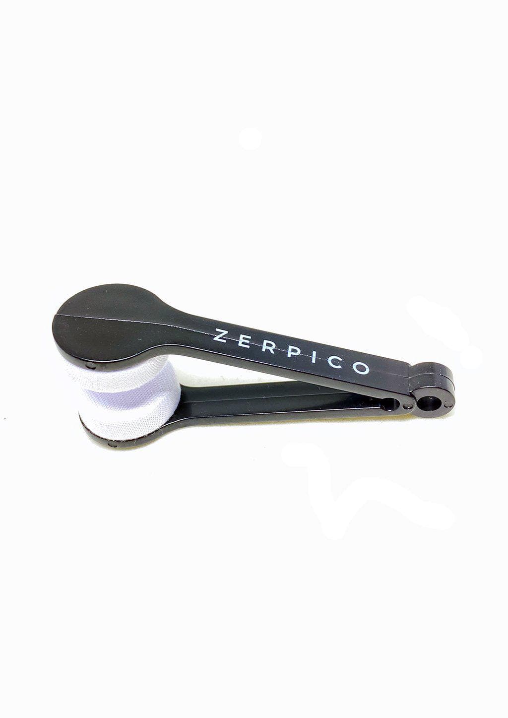 Portable cleaning for glasses and sunglasses from Zerpico.
