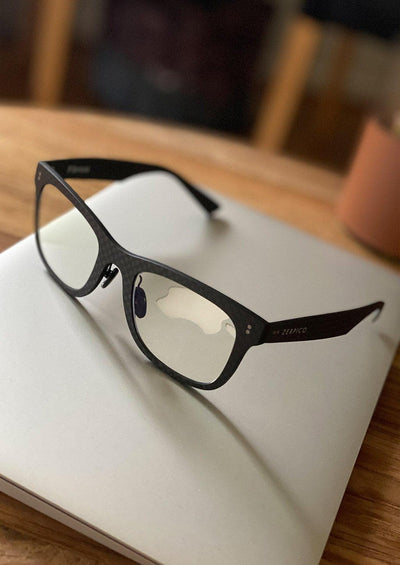Our Anti Blue Light version of our Fibrous Carbon Fiber glasses. Perfect for gamers. On a computer.