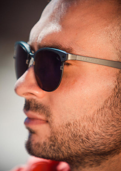 Clubmaster Sunglasses V2 - Gun Metal on Male model.