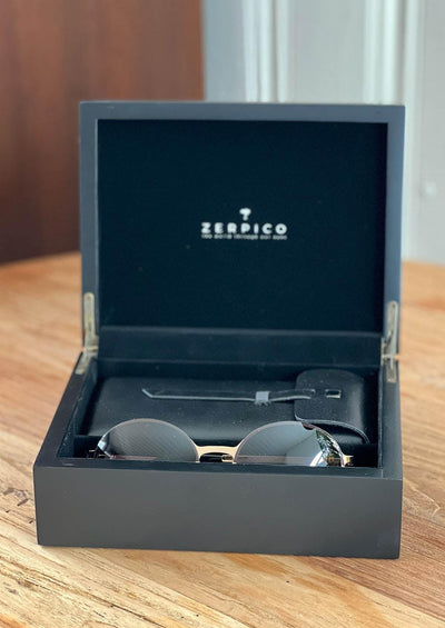 Titan - Titanium Round Sunglasses V2 - 24K Gold Plated with real gold. Photo with our luxury box.