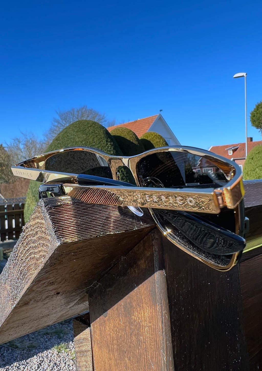 Titan - Titanium Wayfarer Sunglasses V2 - 24K Gold Plated with real gold. Closeup with details.