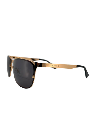 Titan - Titanium Wayfarer Sunglasses V2 - 24K Gold Plated with real gold. Studio photo from the side.