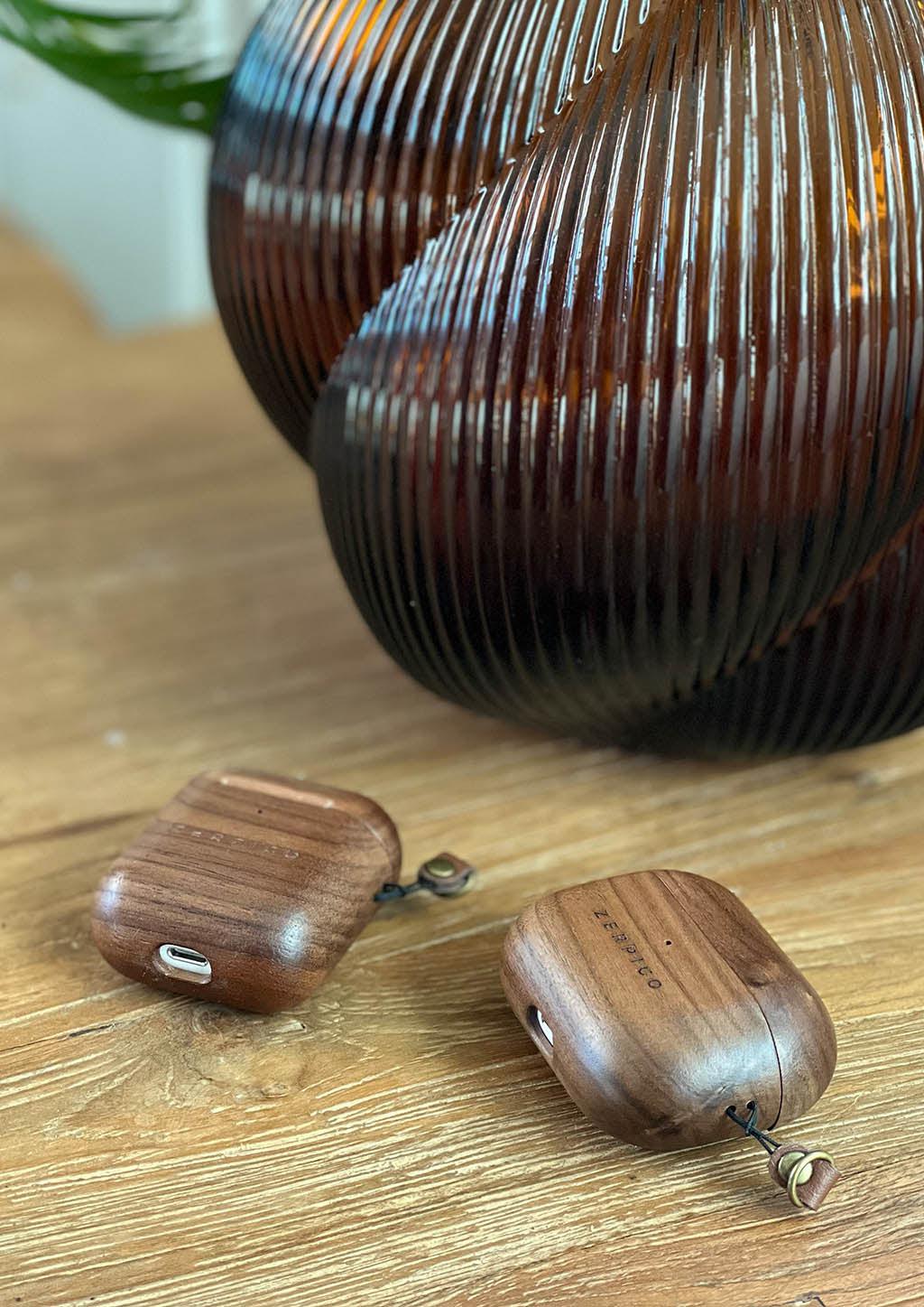 Zerpico Wooden Airpods case. More detalis of the tree.