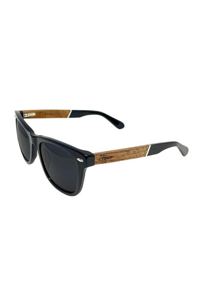 Eyewood Wayfarers - Fusion - Viper - A mix of acetate and wood makes theses sunglasses unique. Front side.